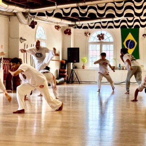free capoeira class